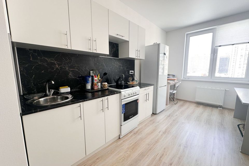 Продаётся 1-комнатная квартира, 37.9 м²