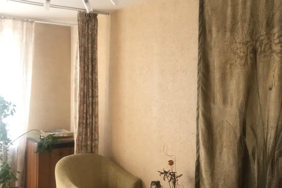 Продаётся 3-комнатная квартира, 57.5 м²