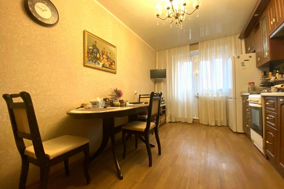 Продаётся 3-комнатная квартира, 76 м²