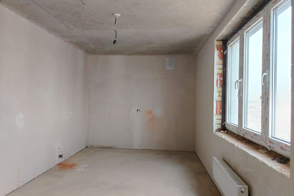 Продаётся 3-комнатная квартира, 48.4 м²