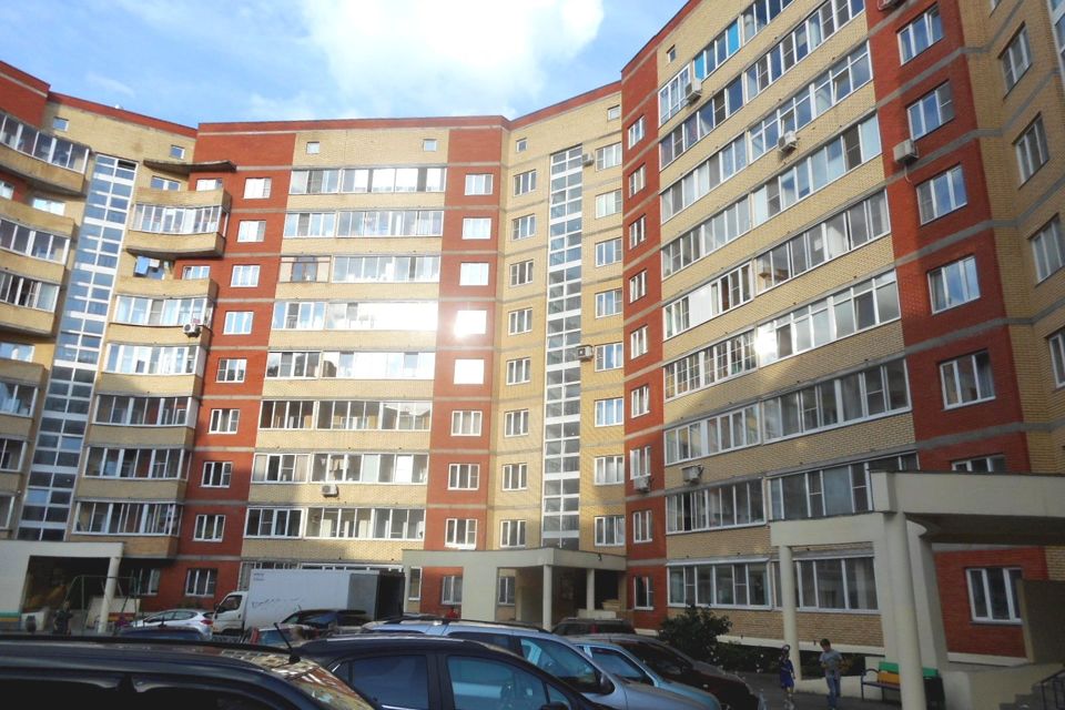 Продаётся 1-комнатная квартира, 59 м²