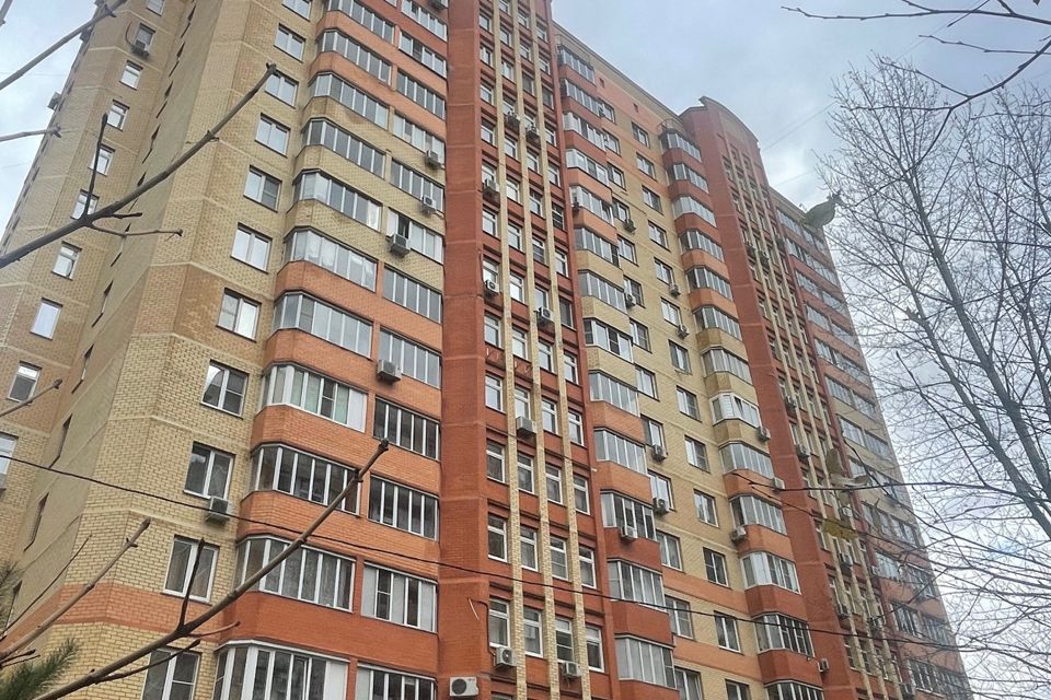 Продаётся 1-комнатная квартира, 51.1 м²