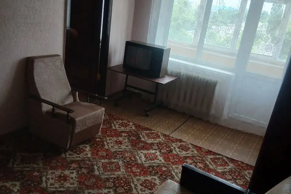 Продаётся 3-комнатная квартира, 57 м²