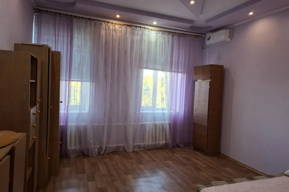 Продаётся 4-комнатная квартира, 89 м²