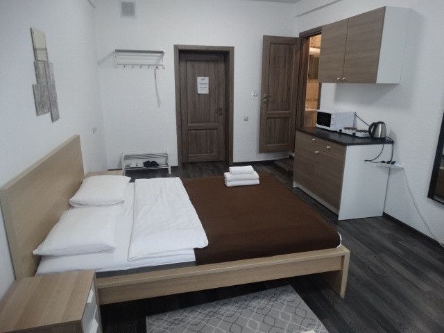 Продаётся 4-комнатная квартира, 130 м²