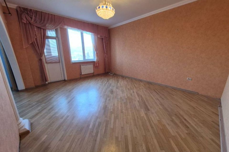 Продаётся 1-комнатная квартира, 54.8 м²