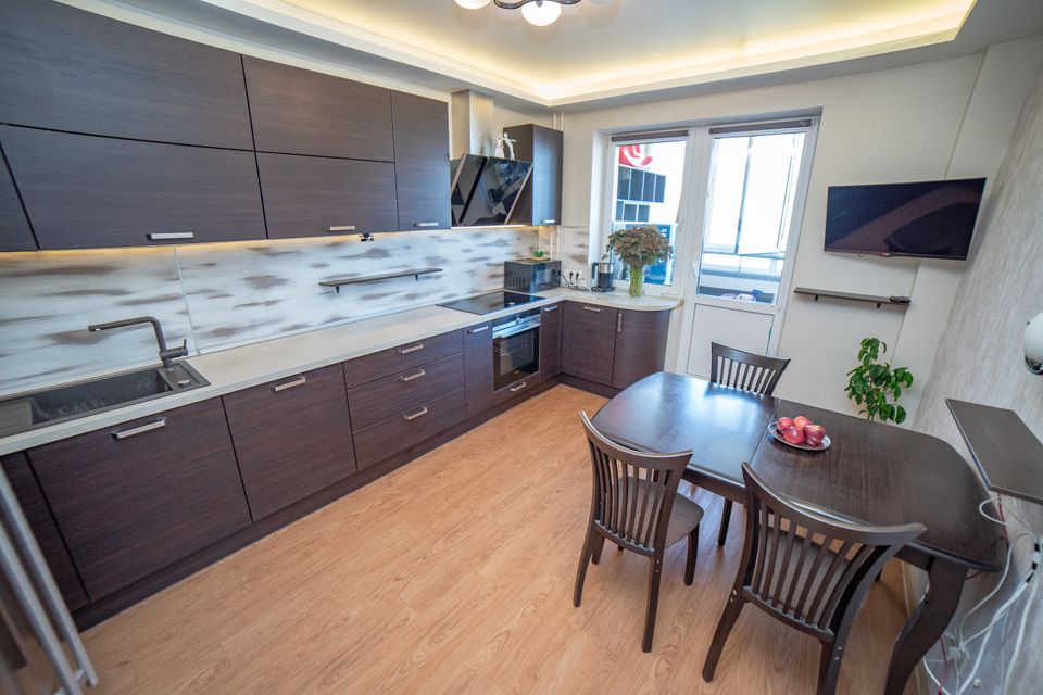 Продаётся 2-комнатная квартира, 60.4 м²