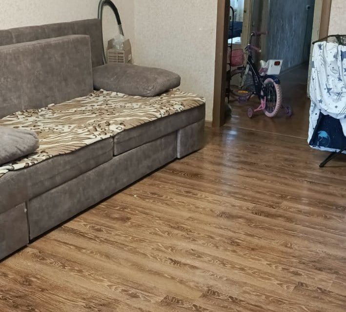 Продаётся 3-комнатная квартира, 59.4 м²