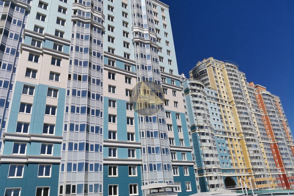 Продаётся 3-комнатная квартира, 100.65 м²