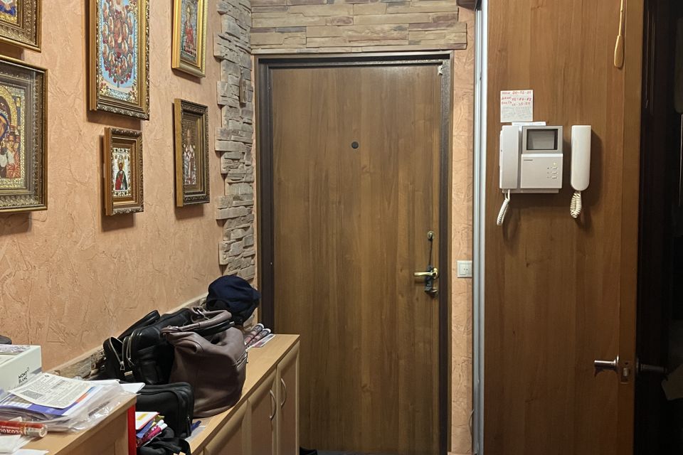 Продаётся 1-комнатная квартира, 39.8 м²