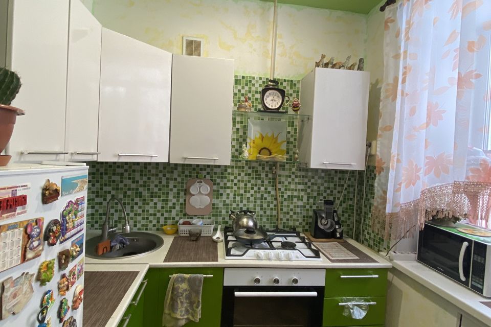 Продаётся 2-комнатная квартира, 42.4 м²