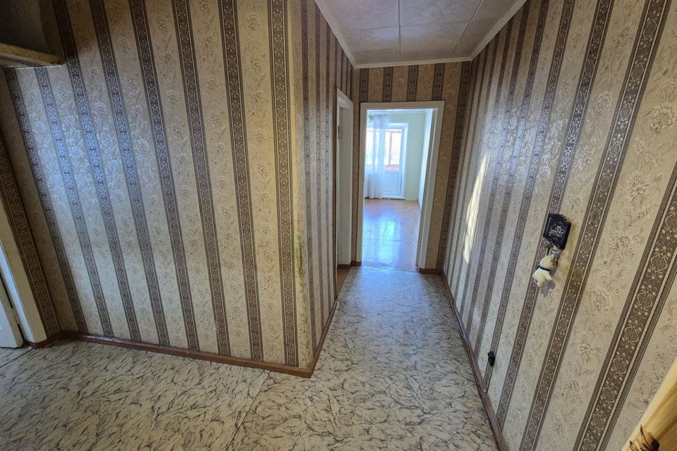 Продаётся 3-комнатная квартира, 50.2 м²