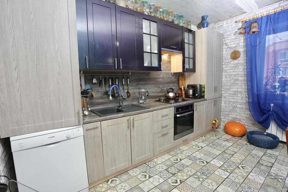 Продаётся 2-комнатная квартира, 61.7 м²