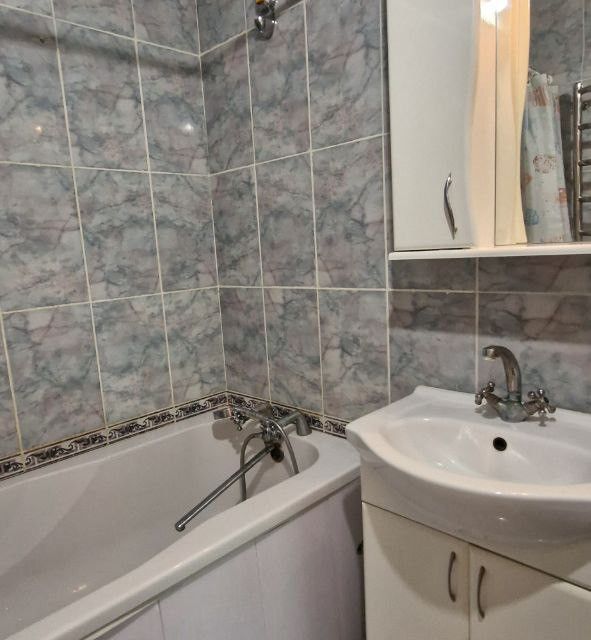 Продаётся 3-комнатная квартира, 73.9 м²