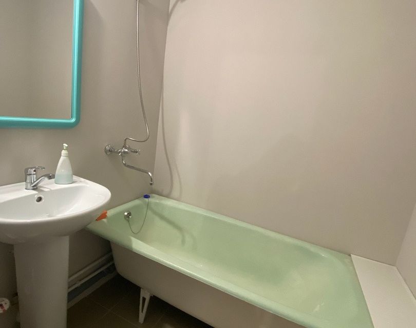 Продаётся 4-комнатная квартира, 77.5 м²
