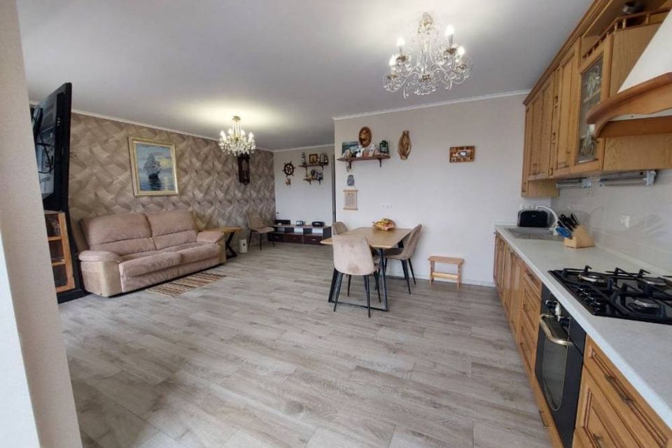 Продаётся 3-комнатная квартира, 78 м²