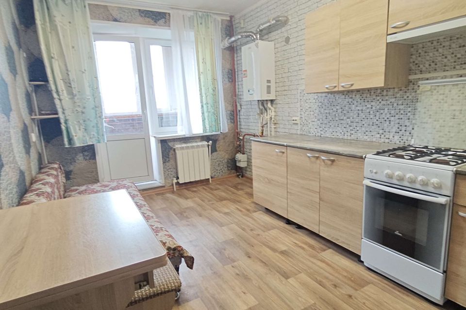 Продаётся 1-комнатная квартира, 38.3 м²