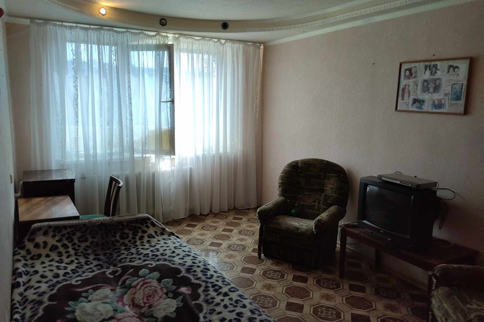 Продаётся 3-комнатная квартира, 72.3 м²