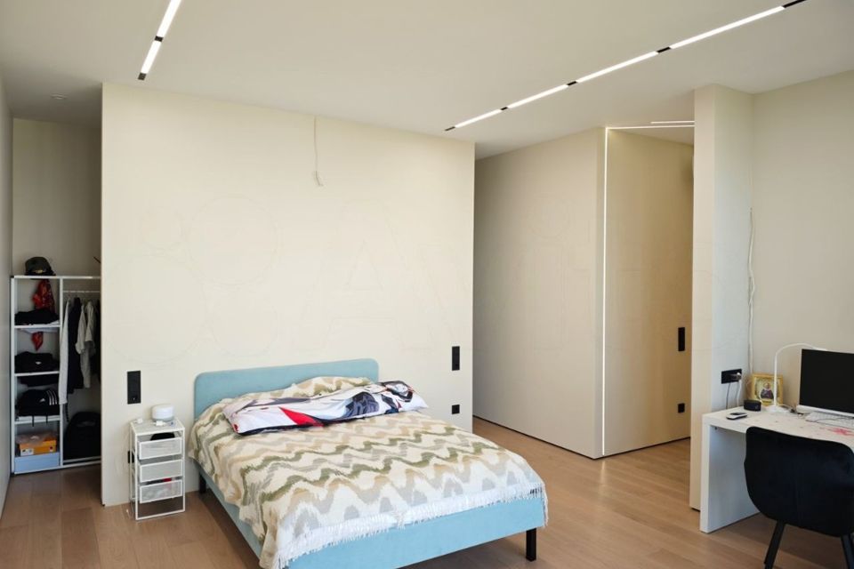 Продаётся 3-комнатная квартира, 120.3 м²