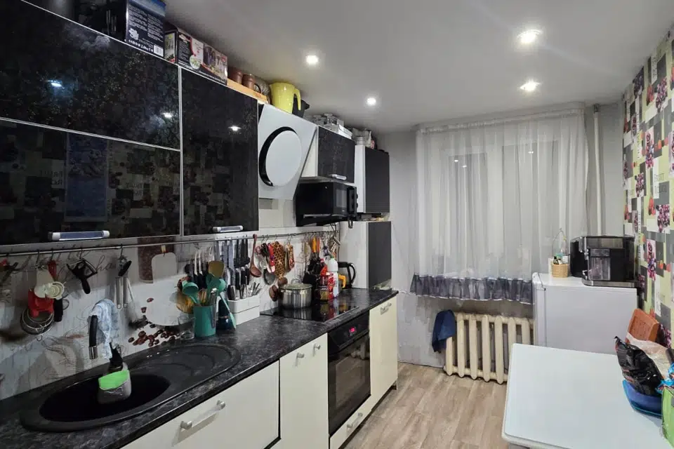 Продаётся 3-комнатная квартира, 65.8 м²
