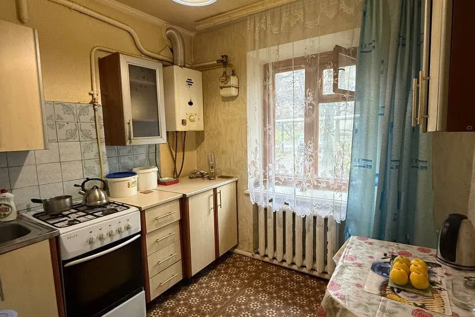 Продаётся 3-комнатная квартира, 58 м²