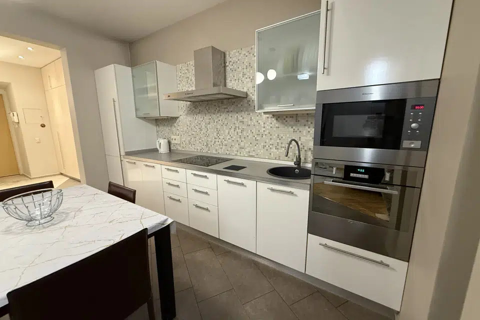 Продаётся 2-комнатная квартира, 58.5 м²