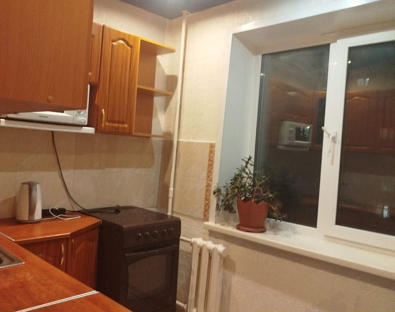 Продаётся 1-комнатная квартира, 42 м²