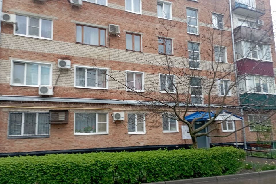 Продаётся 3-комнатная квартира, 57.6 м²