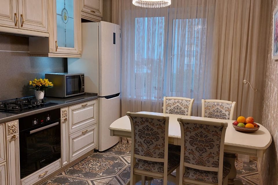 Продаётся 3-комнатная квартира, 62.8 м²