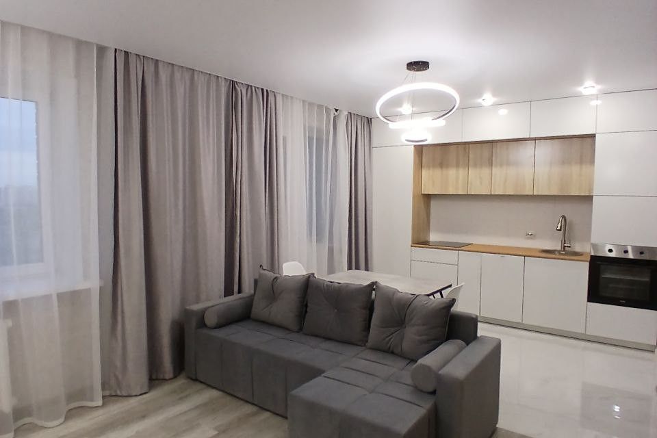 Продаётся 1-комнатная квартира, 42 м²