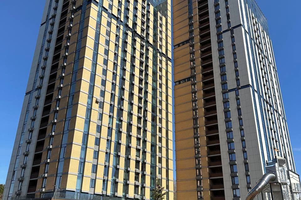 Продаётся 4-комнатная квартира, 95.3 м²