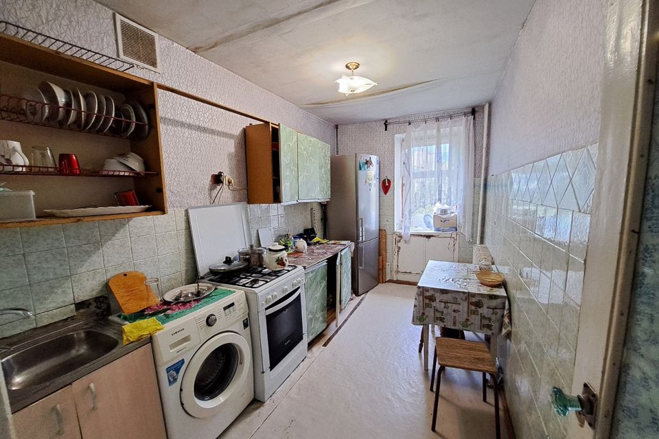 Продаётся 4-комнатная квартира, 77.3 м²