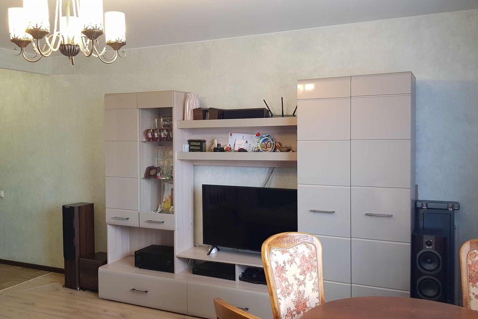 Продаётся 1-комнатная квартира, 50.9 м²