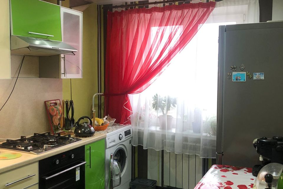 Продаётся 3-комнатная квартира, 63 м²
