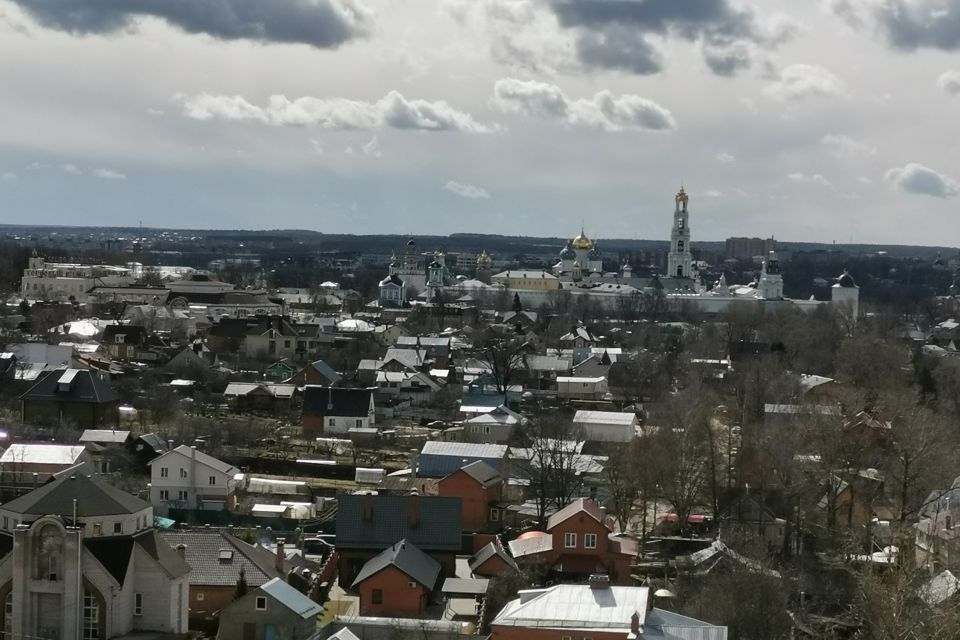 Продаётся 2-комнатная квартира, 65.5 м²