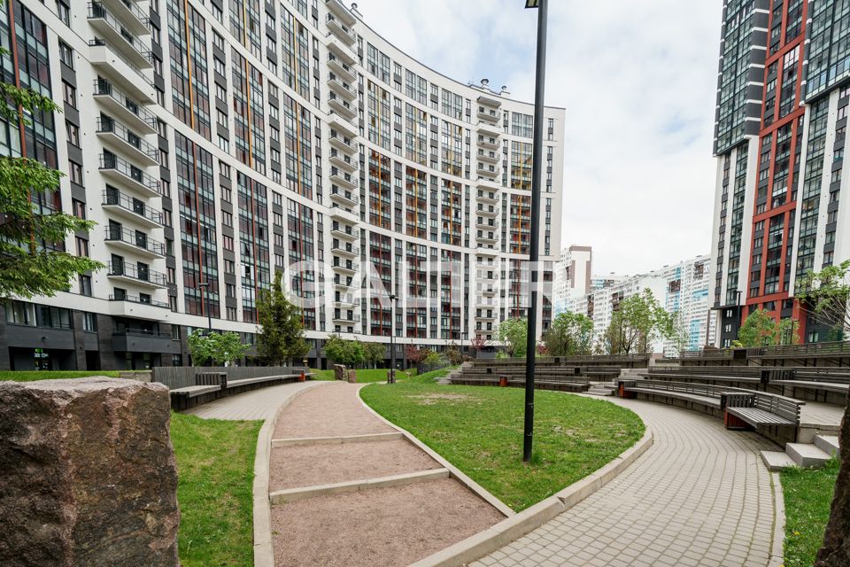 Продаётся 2-комнатная квартира, 57.2 м²
