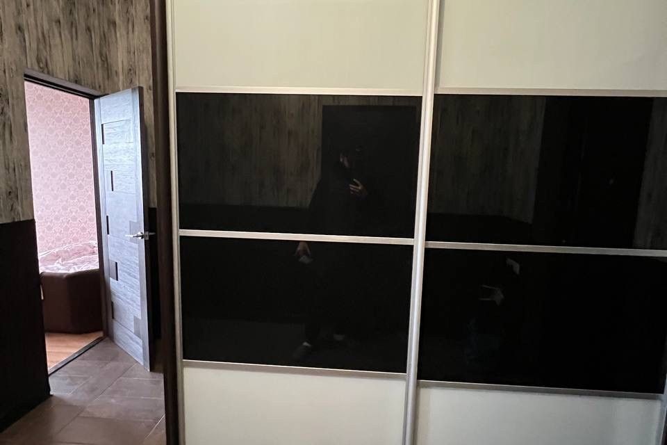 Продаётся 1-комнатная квартира, 56 м²