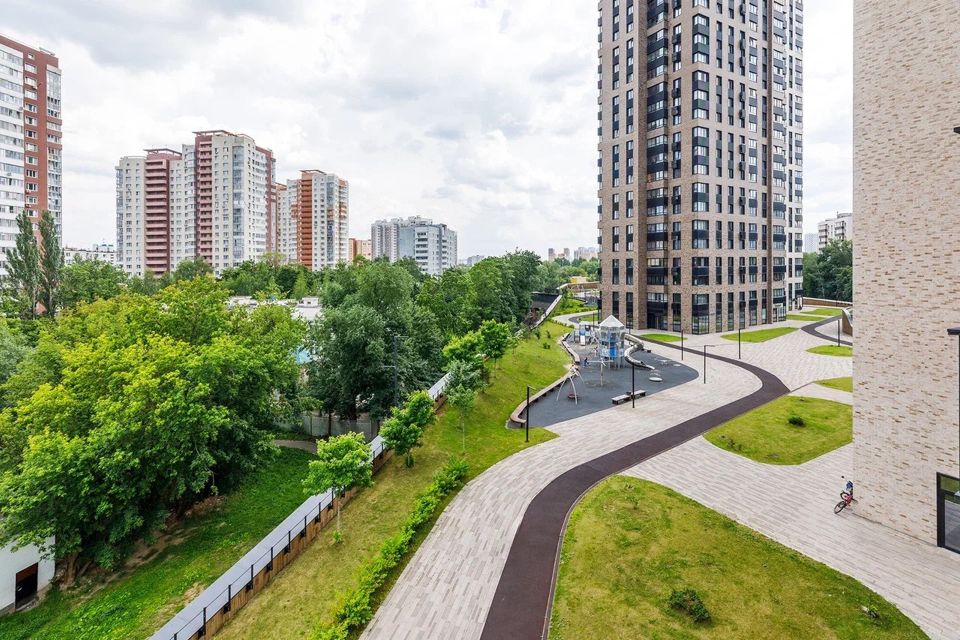 Продаётся 3-комнатная квартира, 95.6 м²