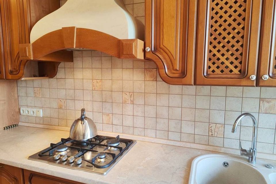 Продаётся 3-комнатная квартира, 103.2 м²