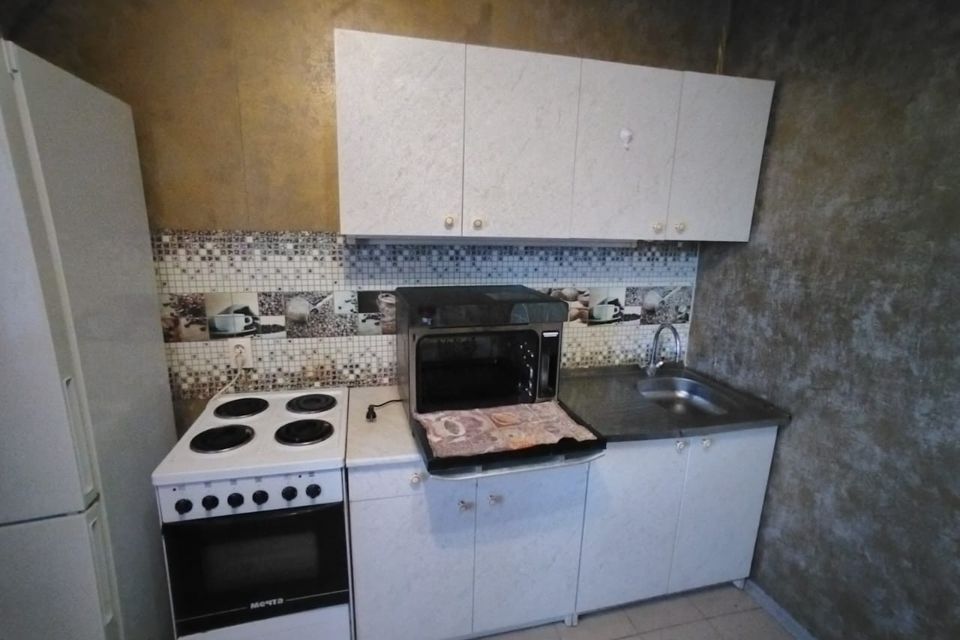 Сдаётся 1-комнатная квартира, 38 м²