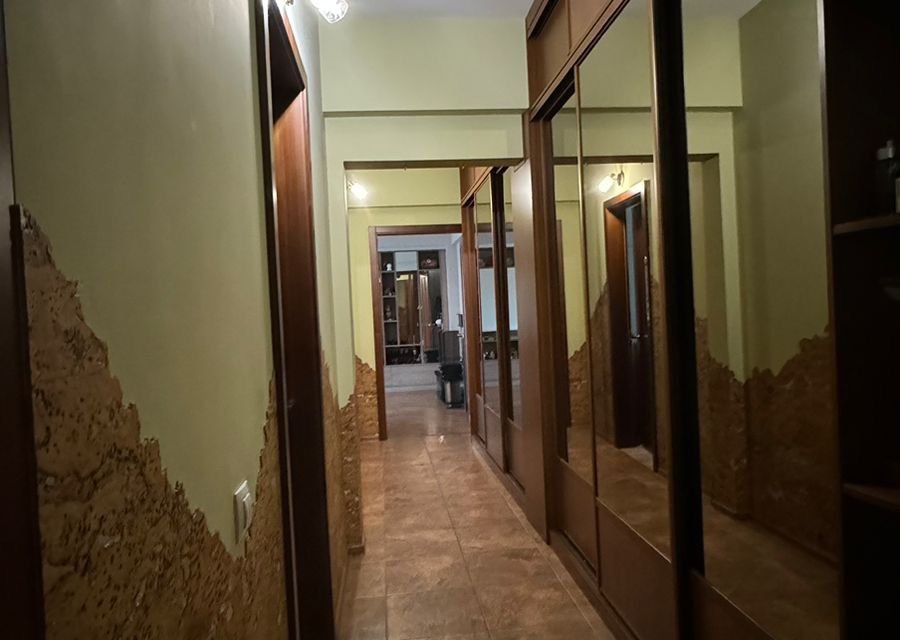 Сдаётся 4-комнатная квартира, 106.9 м²