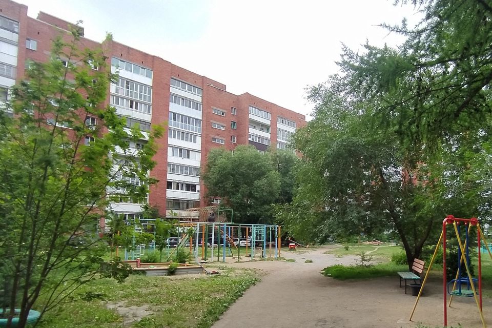 Продаётся 4-комнатная квартира, 75.2 м²