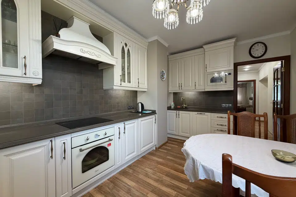 Продаётся 4-комнатная квартира, 88.6 м²