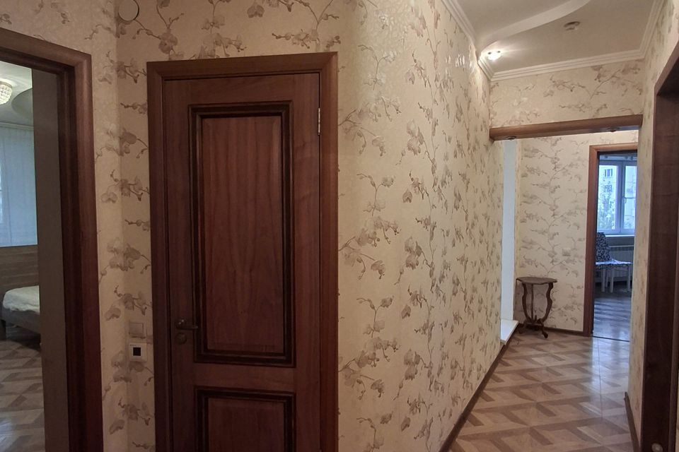 Продаётся 3-комнатная квартира, 104 м²