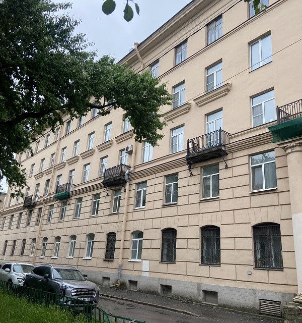 Продаётся комната в 3-комн. квартире, 15.2 м²