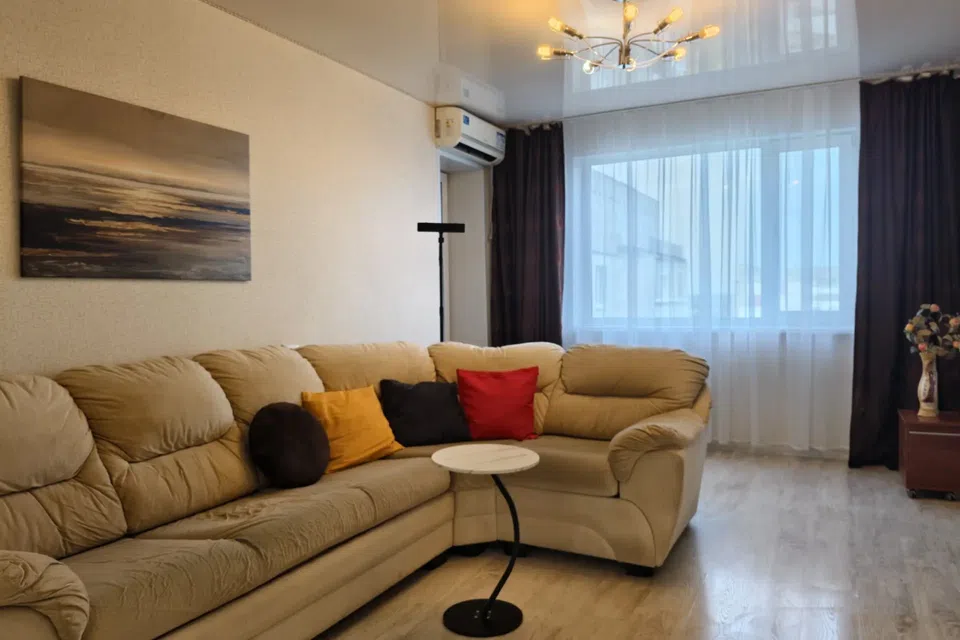 Продаётся 3-комнатная квартира, 82 м²