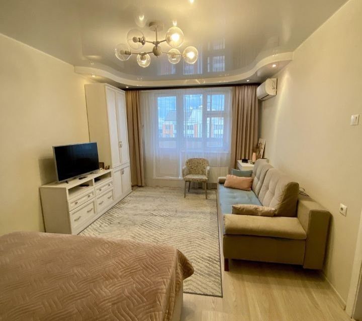 Продаётся 1-комнатная квартира, 37.8 м²