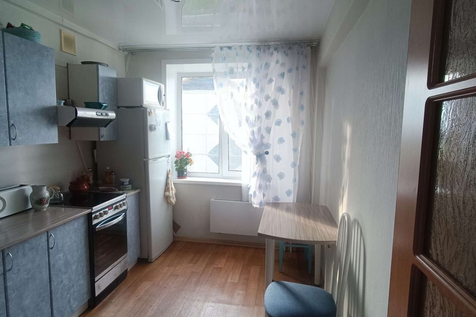 Продаётся 3-комнатная квартира, 57.9 м²