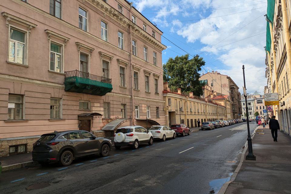 Продаётся 4-комнатная квартира, 96 м²