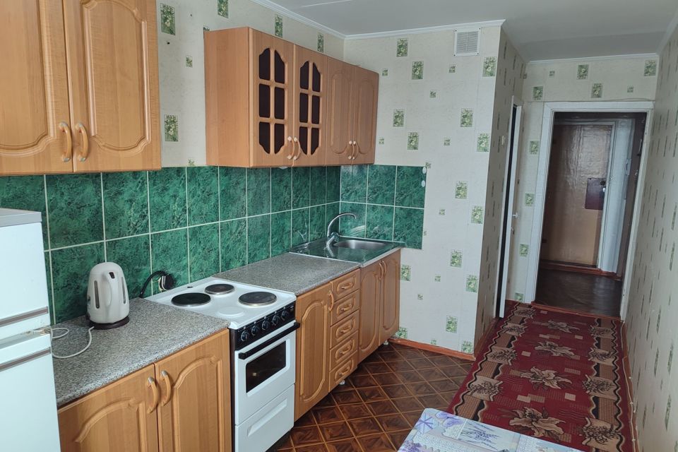 Продаётся 1-комнатная квартира, 42 м²
